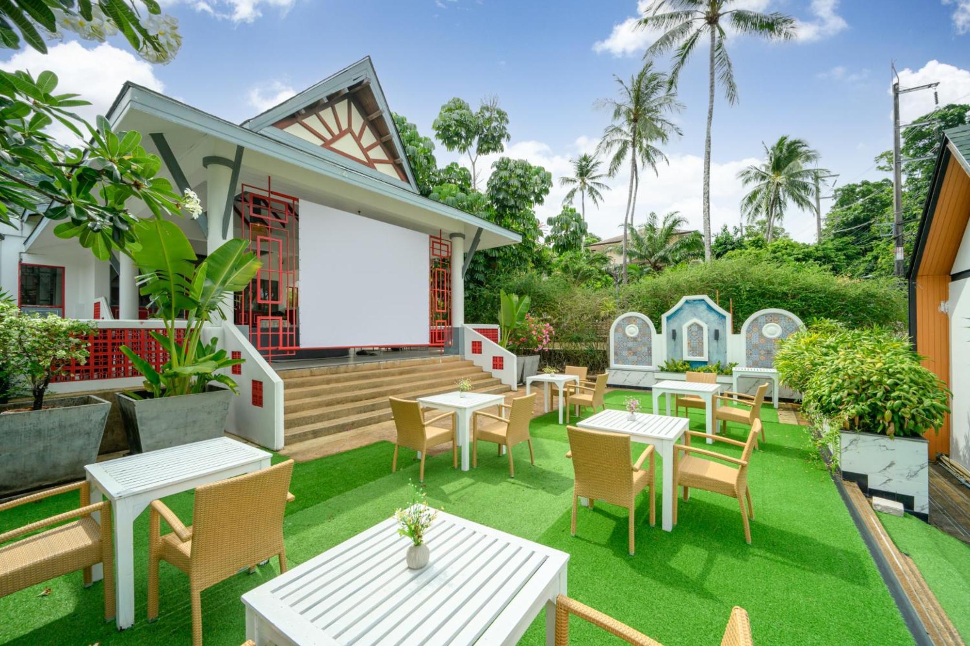 普吉岛安达曼特拉度假村及别墅【SHA Extra Plus】 布吉 外观 照片 The resort's open-air cinema